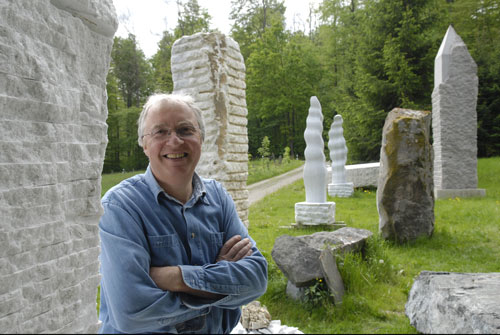 Willkommen auf der Homepage von Wolf Bröll Bildhauer aus Northeim Mandelbeck - Hier finden Sie einen Überblick über die Werke von Wolf Bröll: Skulpturen, Skulpturengarten Mandelbeck, Figurative Arbeiten, Figur und Konstruktion, Skulpturen im öffentlichen Raum, Flügel, Obelisken, Bilder... Willkommen auf der Homepage von Wolf Bröll Bildhauer aus Northeim Mandelbeck - Hier finden Sie einen Überblick über die Werke von Wolf Bröll: Skulpturen, Skulpturengarten Mandelbeck, Figurative Arbeiten, Figur und Konstruktion, Skulpturen im öffentlichen Raum, Flügel, Obelisken, Bilder...